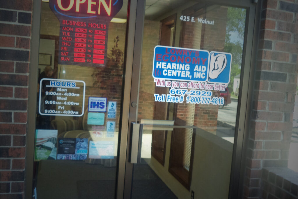 Front entrance to Lowry Hearing Aid Center in Nevada